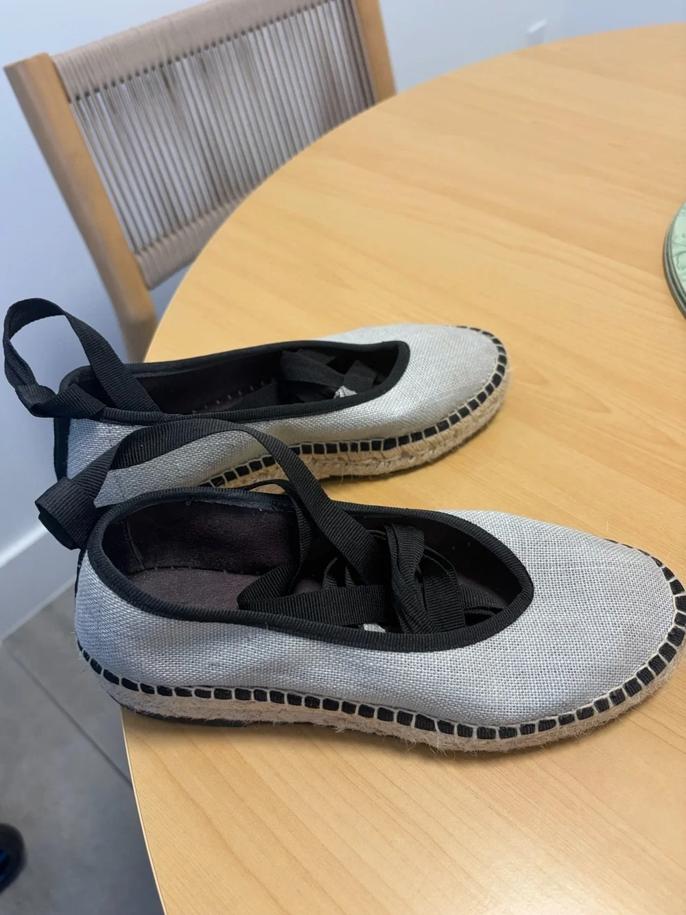 Women’s Espadrille Ballet Flats in Light Gray with Black Trim